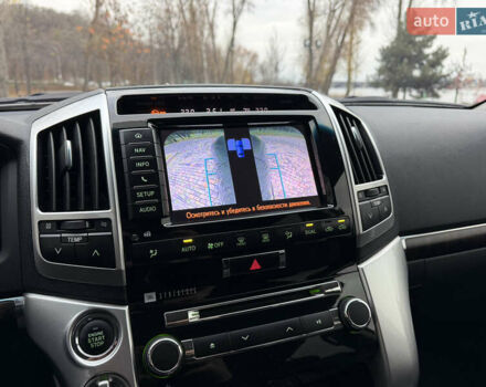 Тойота Ленд Крузер, объемом двигателя 4.6 л и пробегом 325 тыс. км за 28500 $, фото 21 на Automoto.ua