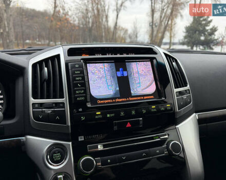 Тойота Ленд Крузер, объемом двигателя 4.6 л и пробегом 325 тыс. км за 28500 $, фото 22 на Automoto.ua