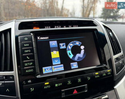 Тойота Ленд Крузер, объемом двигателя 4.6 л и пробегом 325 тыс. км за 28500 $, фото 26 на Automoto.ua