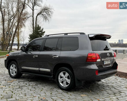 Тойота Ленд Крузер, объемом двигателя 4.6 л и пробегом 325 тыс. км за 28500 $, фото 3 на Automoto.ua