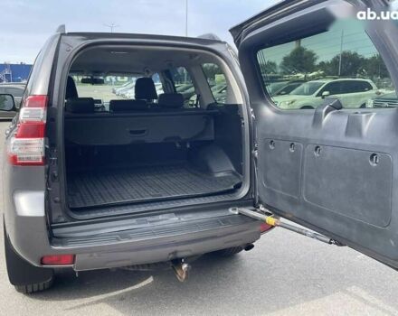 Тойота Ленд Крузер, об'ємом двигуна 3 л та пробігом 206 тис. км за 26200 $, фото 10 на Automoto.ua