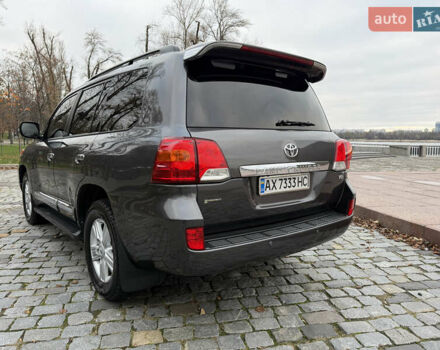 Тойота Ленд Крузер, объемом двигателя 4.6 л и пробегом 325 тыс. км за 28500 $, фото 8 на Automoto.ua