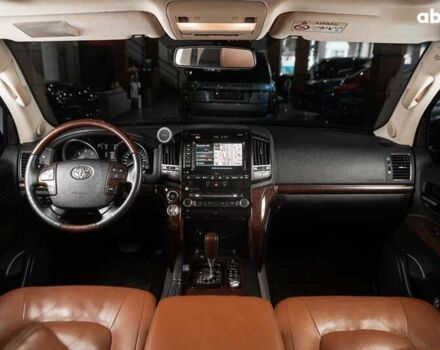 Тойота Ленд Крузер, объемом двигателя 0 л и пробегом 245 тыс. км за 34900 $, фото 24 на Automoto.ua