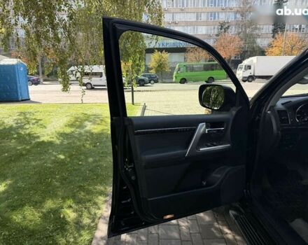 Тойота Ленд Крузер, объемом двигателя 4.5 л и пробегом 92 тыс. км за 41500 $, фото 26 на Automoto.ua