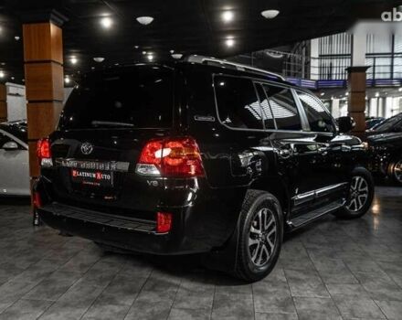 Тойота Ленд Крузер, объемом двигателя 0 л и пробегом 245 тыс. км за 35900 $, фото 3 на Automoto.ua