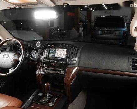 Тойота Ленд Крузер, объемом двигателя 0 л и пробегом 245 тыс. км за 35900 $, фото 20 на Automoto.ua