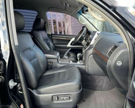 Тойота Ленд Крузер, объемом двигателя 4.5 л и пробегом 150 тыс. км за 46400 $, фото 29 на Automoto.ua