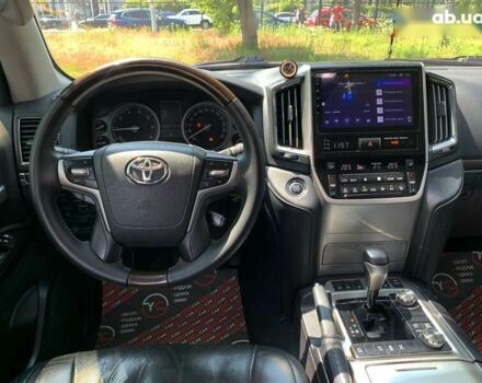 Тойота Ленд Крузер, объемом двигателя 0 л и пробегом 182 тыс. км за 46999 $, фото 26 на Automoto.ua