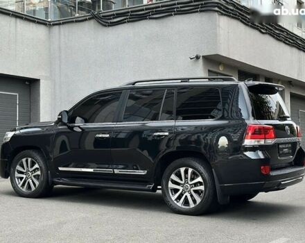 Тойота Ленд Крузер, объемом двигателя 4.5 л и пробегом 88 тыс. км за 117000 $, фото 24 на Automoto.ua