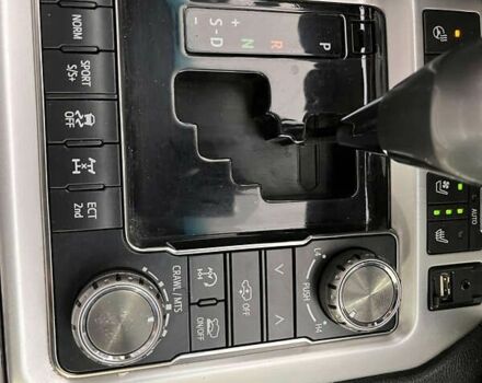 Тойота Ленд Крузер, объемом двигателя 4.5 л и пробегом 184 тыс. км за 52500 $, фото 18 на Automoto.ua