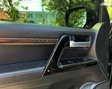 Тойота Ленд Крузер, объемом двигателя 0 л и пробегом 182 тыс. км за 46999 $, фото 25 на Automoto.ua