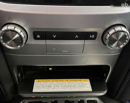 Тойота Ленд Крузер, объемом двигателя 4.5 л и пробегом 184 тыс. км за 52500 $, фото 17 на Automoto.ua