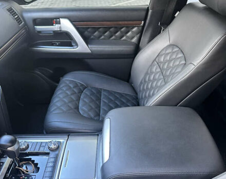 Тойота Ленд Крузер, объемом двигателя 4.46 л и пробегом 105 тыс. км за 56200 $, фото 22 на Automoto.ua