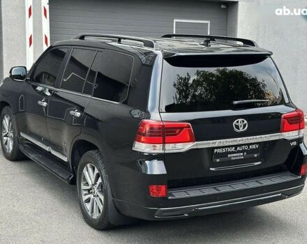 Тойота Ленд Крузер, объемом двигателя 4.5 л и пробегом 88 тыс. км за 117000 $, фото 19 на Automoto.ua