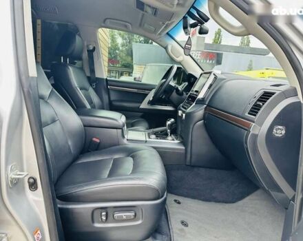 Тойота Ленд Крузер, объемом двигателя 4.6 л и пробегом 161 тыс. км за 44000 $, фото 25 на Automoto.ua