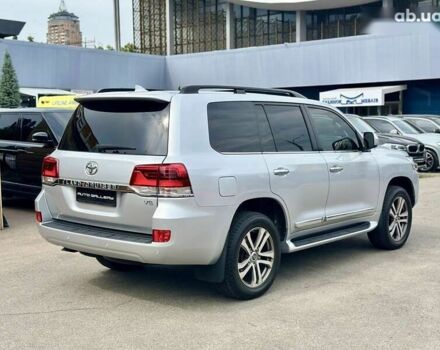 Тойота Ленд Крузер, объемом двигателя 4.6 л и пробегом 161 тыс. км за 44000 $, фото 5 на Automoto.ua