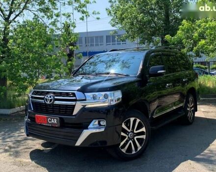 Тойота Ленд Крузер, объемом двигателя 0 л и пробегом 182 тыс. км за 47999 $, фото 2 на Automoto.ua