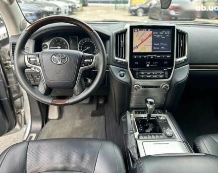 Тойота Ленд Крузер, объемом двигателя 4.6 л и пробегом 161 тыс. км за 44000 $, фото 23 на Automoto.ua