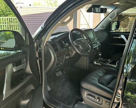 Тойота Ленд Крузер, объемом двигателя 4.5 л и пробегом 163 тыс. км за 49999 $, фото 2 на Automoto.ua
