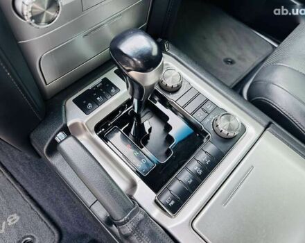 Тойота Ленд Крузер, объемом двигателя 4.6 л и пробегом 161 тыс. км за 44000 $, фото 18 на Automoto.ua