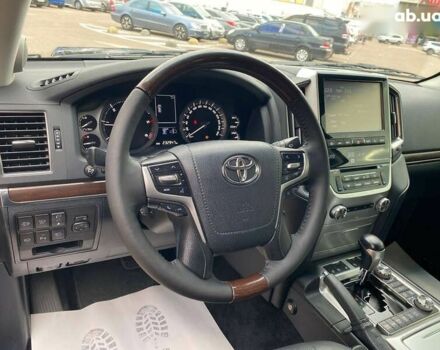 Тойота Ленд Крузер, объемом двигателя 4.5 л и пробегом 232 тыс. км за 51999 $, фото 13 на Automoto.ua