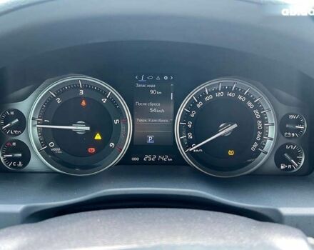 Тойота Ленд Крузер, объемом двигателя 4.5 л и пробегом 252 тыс. км за 43000 $, фото 20 на Automoto.ua