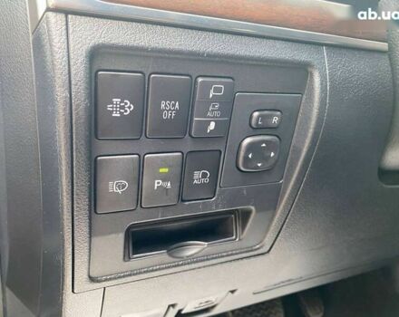 Тойота Ленд Крузер, объемом двигателя 4.5 л и пробегом 232 тыс. км за 51999 $, фото 17 на Automoto.ua