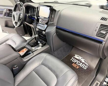 Тойота Ленд Крузер, об'ємом двигуна 4.5 л та пробігом 123 тис. км за 66990 $, фото 28 на Automoto.ua