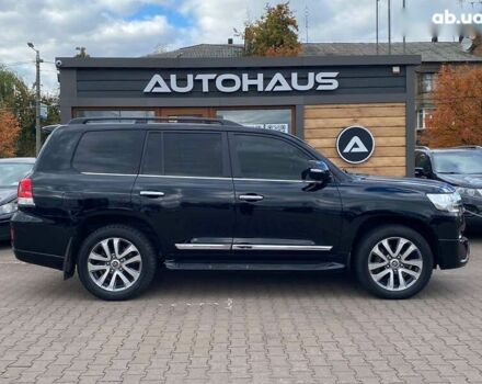 Тойота Ленд Крузер, объемом двигателя 4.5 л и пробегом 232 тыс. км за 51999 $, фото 3 на Automoto.ua
