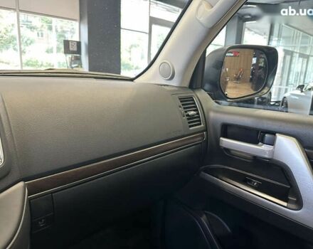 Тойота Ленд Крузер, объемом двигателя 4.5 л и пробегом 184 тыс. км за 53700 $, фото 29 на Automoto.ua