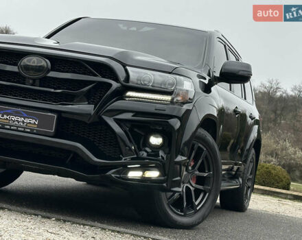 Тойота Ленд Крузер, объемом двигателя 4.46 л и пробегом 198 тыс. км за 70000 $, фото 2 на Automoto.ua