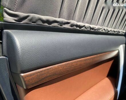 Тойота Ленд Крузер, объемом двигателя 0 л и пробегом 56 тыс. км за 62000 $, фото 24 на Automoto.ua