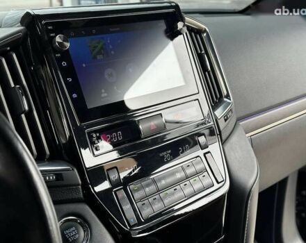 Тойота Ленд Крузер, объемом двигателя 0 л и пробегом 92 тыс. км за 64000 $, фото 20 на Automoto.ua