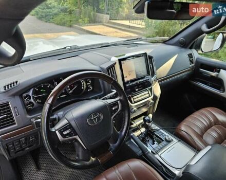 Тойота Ленд Крузер, объемом двигателя 4.46 л и пробегом 150 тыс. км за 68000 $, фото 9 на Automoto.ua