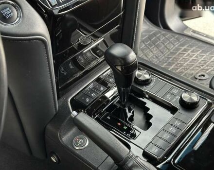 Тойота Ленд Крузер, объемом двигателя 0 л и пробегом 92 тыс. км за 64000 $, фото 25 на Automoto.ua