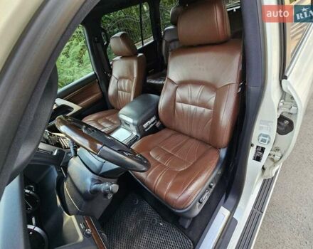 Тойота Ленд Крузер, объемом двигателя 4.46 л и пробегом 150 тыс. км за 68000 $, фото 10 на Automoto.ua