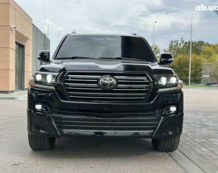Тойота Ленд Крузер, объемом двигателя 0 л и пробегом 92 тыс. км за 64000 $, фото 3 на Automoto.ua