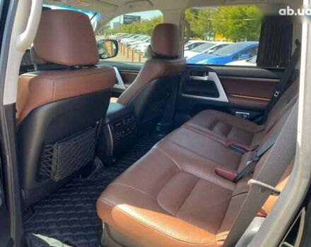 Тойота Ленд Крузер, объемом двигателя 0 л и пробегом 56 тыс. км за 62000 $, фото 10 на Automoto.ua