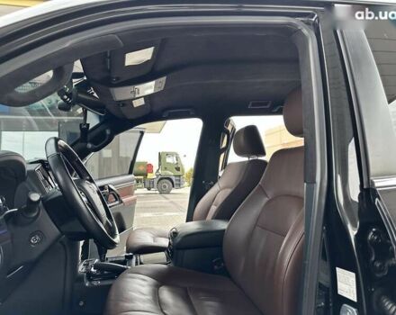 Тойота Ленд Крузер, объемом двигателя 0 л и пробегом 92 тыс. км за 64000 $, фото 15 на Automoto.ua