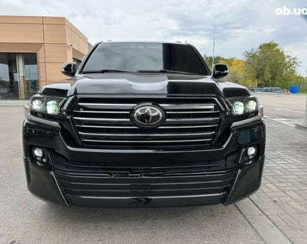 Тойота Ленд Крузер, объемом двигателя 0 л и пробегом 92 тыс. км за 64000 $, фото 5 на Automoto.ua