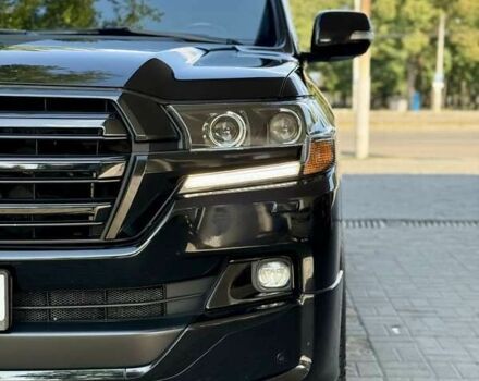 Тойота Ленд Крузер, объемом двигателя 4.6 л и пробегом 108 тыс. км за 60900 $, фото 6 на Automoto.ua