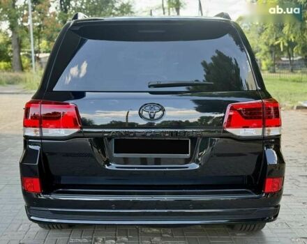 Тойота Ленд Крузер, объемом двигателя 4.6 л и пробегом 108 тыс. км за 60900 $, фото 18 на Automoto.ua