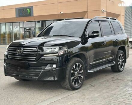 Тойота Ленд Крузер, объемом двигателя 0 л и пробегом 92 тыс. км за 64000 $, фото 1 на Automoto.ua