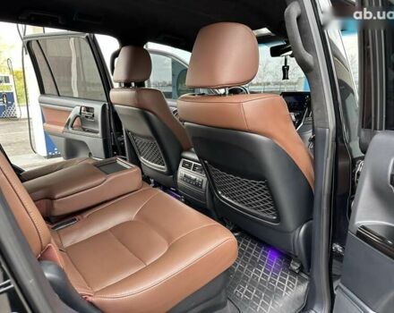 Тойота Ленд Крузер, объемом двигателя 0 л и пробегом 92 тыс. км за 64000 $, фото 29 на Automoto.ua
