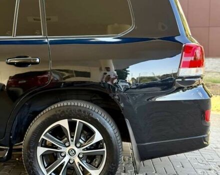 Тойота Ленд Крузер, объемом двигателя 4.6 л и пробегом 108 тыс. км за 60900 $, фото 22 на Automoto.ua