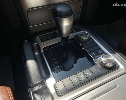 Тойота Ленд Крузер, объемом двигателя 0 л и пробегом 56 тыс. км за 62000 $, фото 16 на Automoto.ua