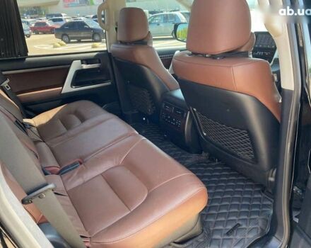 Тойота Ленд Крузер, объемом двигателя 0 л и пробегом 56 тыс. км за 62000 $, фото 11 на Automoto.ua