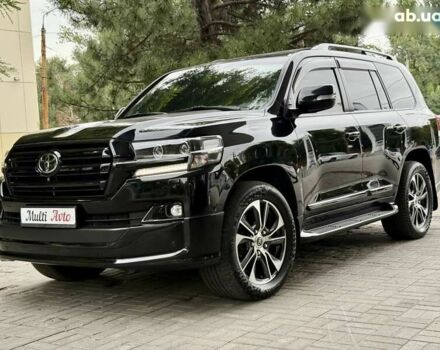 Тойота Ленд Крузер, объемом двигателя 4.6 л и пробегом 108 тыс. км за 60500 $, фото 1 на Automoto.ua