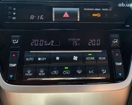 Тойота Ленд Крузер, объемом двигателя 0 л и пробегом 56 тыс. км за 62000 $, фото 15 на Automoto.ua