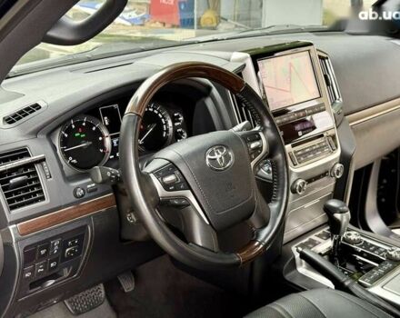 Тойота Ленд Крузер, объемом двигателя 4.6 л и пробегом 108 тыс. км за 60500 $, фото 22 на Automoto.ua